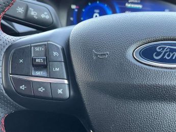 Ford Kuga 2.5 FHEV ST-Line Edition 5dr CVT
