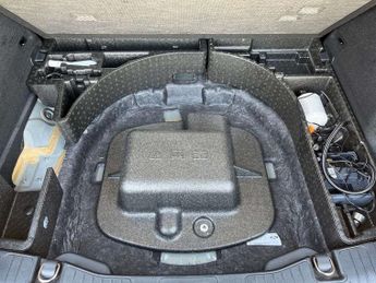 Ford Kuga 2.5 FHEV ST-Line Edition 5dr CVT