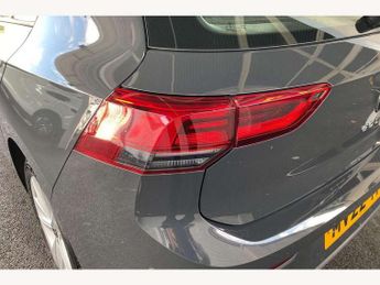 Volkswagen Golf 1.5 TSI Life 5dr