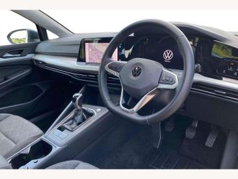 Volkswagen Golf 1.5 TSI Life 5dr