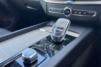 Volvo XC60 2.0 T8 Recharge PHEV Inscription Pro 5dr AWD Auto