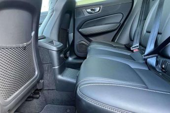 Volvo XC60 2.0 T8 Recharge PHEV Inscription Pro 5dr AWD Auto