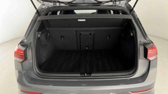 Volkswagen Golf 1.5 eTSI 150 R-Line 5dr DSG