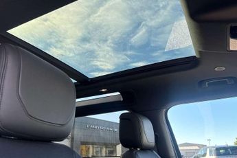 Land Rover Defender 3.0 D250 X-Dynamic HSE 90 3dr Auto