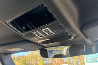 Land Rover Defender 3.0 D250 X-Dynamic HSE 90 3dr Auto