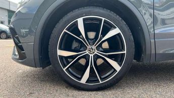 Volkswagen Tiguan 2.0 TDI R-Line 5dr DSG