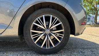 Volkswagen Golf 1.5 TSI EVO SE [Nav] 5dr