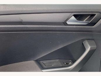 Volkswagen T-Roc 1.5 TSI Life 5dr DSG