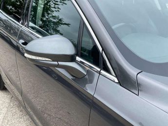 Ford Mondeo 2.0 Hybrid Titanium Edition 4dr Auto