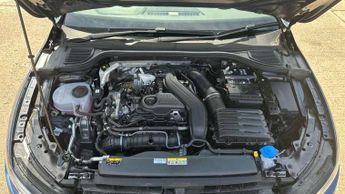 Volkswagen Golf 1.5 TSI 150 R-Line 5dr