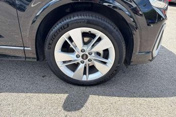 Audi Q2 35 TFSI S Line 5dr S Tronic