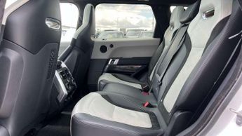 Land Rover Range Rover Sport 5.0 P575 S/C SVR Carbon Edition 5dr Auto