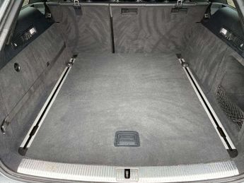 Audi A6 Avant 2.0 TDI Ultra Black Edition 5dr S Tronic