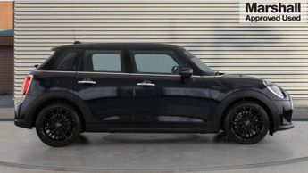 MINI Hatchback 5dr 1.5 Cooper Exclusive 5dr Auto