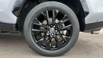 Toyota RAV4 2.5 VVT-i Hybrid Dynamic 5dr CVT