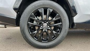 Toyota RAV4 2.5 VVT-i Hybrid Dynamic 5dr CVT