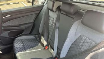 Volkswagen Golf 2.0 TDI 150 R-Line 5dr DSG