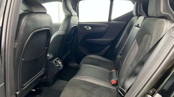 Volvo XC40 1.5 T3 [163] R DESIGN 5dr Geartronic