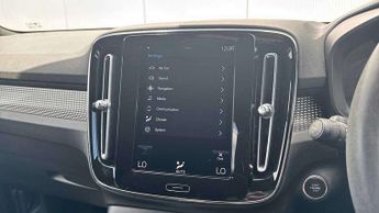 Volvo XC40 1.5 T3 [163] R DESIGN 5dr