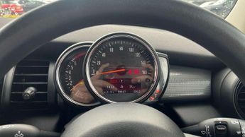 MINI Hatchback 5dr 1.5 Cooper II 5dr Auto
