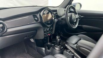 MINI Hatchback 5dr 1.5 Cooper Exclusive 5dr Auto [Comfort/Nav Pack]