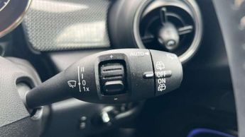 MINI Hatchback 5dr 1.5 Cooper Exclusive 5dr Auto [Comfort/Nav Pack]