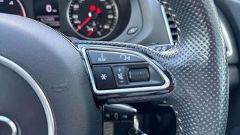 Audi Q3 2.0 TDI Quattro Black Edition 5dr