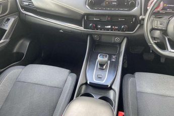 Nissan Qashqai 1.3 DiG-T MH 158 N-Connecta 5dr Xtronic