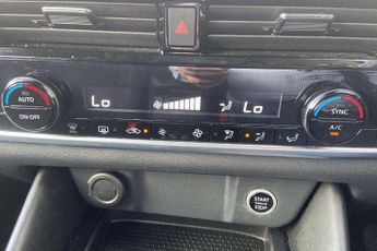 Nissan Qashqai 1.3 DiG-T MH 158 N-Connecta 5dr Xtronic