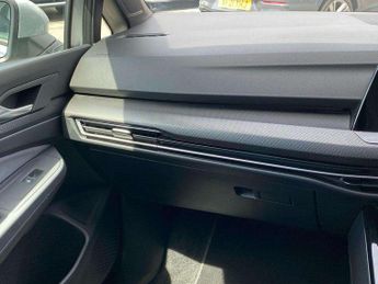 Volkswagen Golf 1.5 eTSI 150 R-Line 5dr DSG