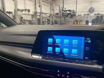 Volkswagen Golf 1.5 eTSI 150 R-Line 5dr DSG