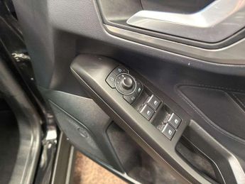 Ford Focus 1.0 EcoBoost 125 Titanium 5dr