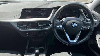 BMW 1 Series 118i [136] SE 5dr Step Auto [Live Cockpit Pro]