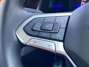 Volkswagen Polo 1.0 TSI Life 5dr