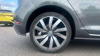Volkswagen Golf GTE 1.4 TSI GTE Advance 5dr DSG