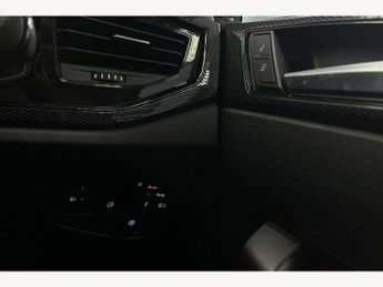 Volkswagen Polo 1.0 Life 5dr