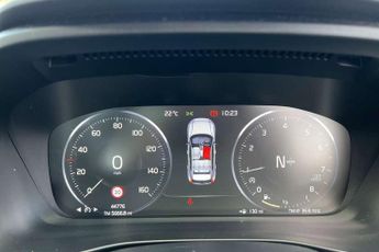 Volvo XC40 1.5 T3 [163] Momentum Pro 5dr