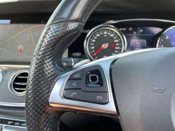 Mercedes-Benz E-Class Estate E220d AMG Line Premium 5dr 9G-Tronic