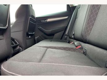 Skoda Karoq 1.5 TSI SE 5dr