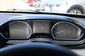 Peugeot 2008 1.2 PureTech 110 Allure Premium 5dr EAT6