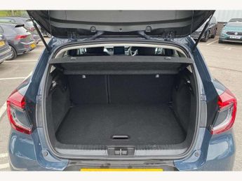Renault Captur 1.3 TCE 140 Iconic 5dr EDC