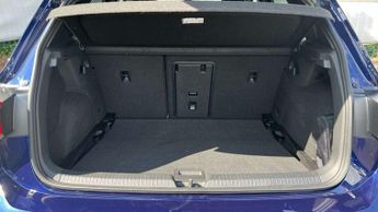 Volkswagen Golf 1.5 eTSI 150 R-Line 5dr DSG