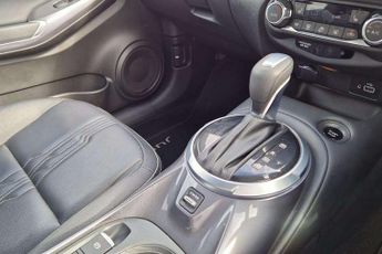 Nissan Juke 1.6 Hybrid Tekna 5dr Auto