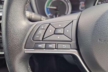 Nissan Juke 1.6 Hybrid Tekna 5dr Auto