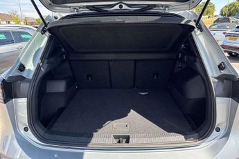 Volkswagen Tiguan 2.0 TDI R-Line 5dr DSG
