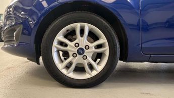Ford Fiesta 1.0 EcoBoost Zetec 5dr Powershift