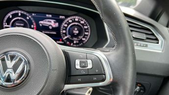 Volkswagen Tiguan 2.0 TDi 150 4Motion R-Line 5dr DSG