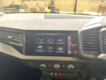 Audi A1 25 TFSI Technik 5dr