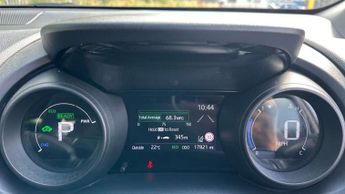 Toyota Yaris 1.5 Hybrid Design 5dr CVT