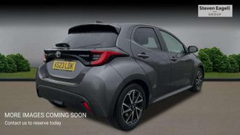 Toyota Yaris 1.5 Hybrid Design 5dr CVT